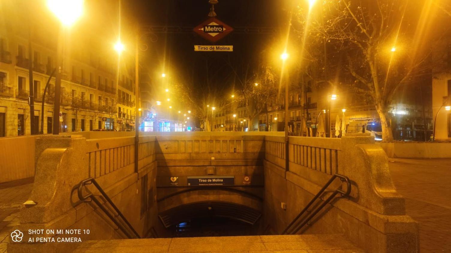 Alojamiento Central Madryt Zewnętrze zdjęcie